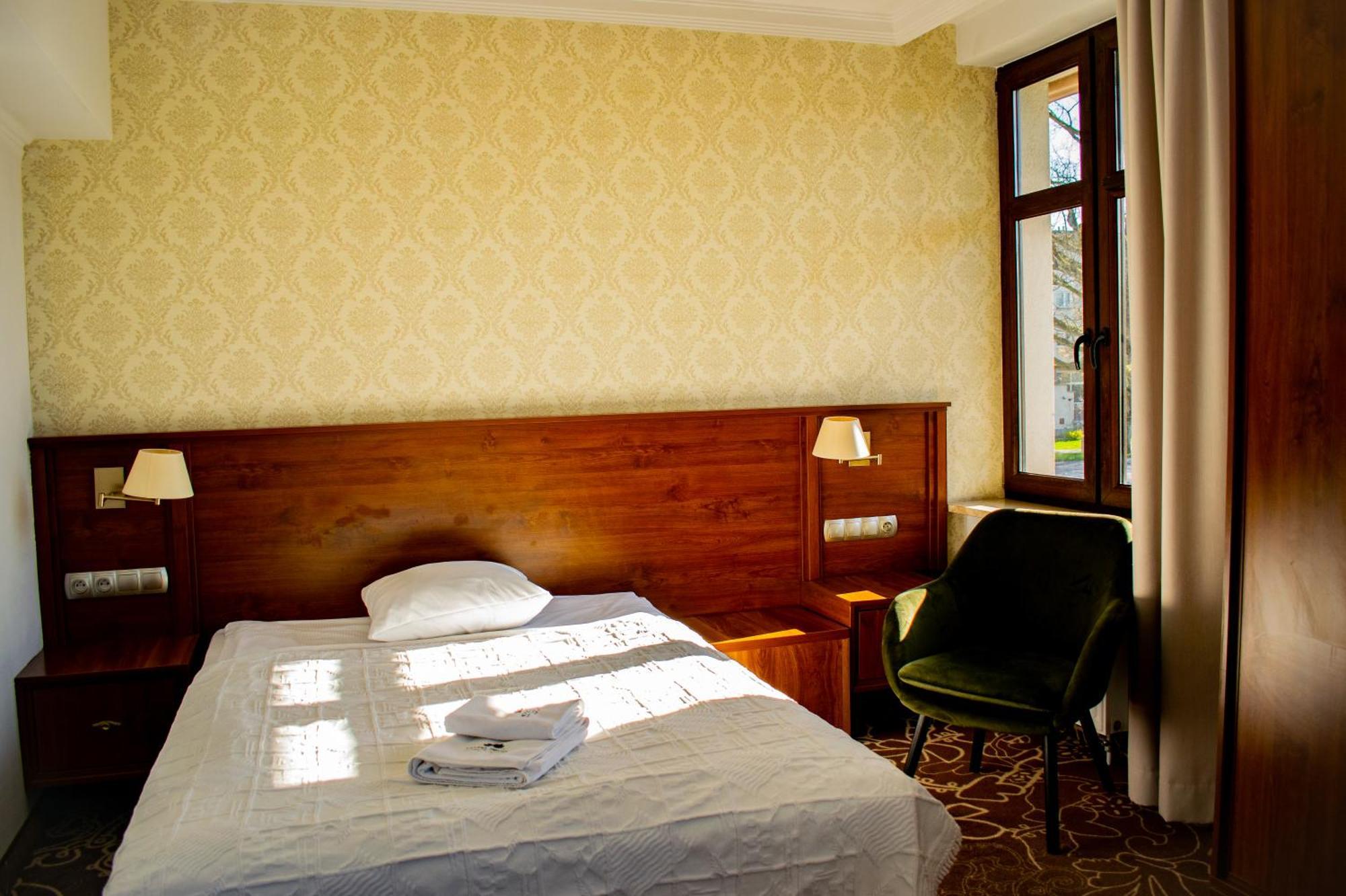 Hotel Pruski Orneta Bagian luar foto