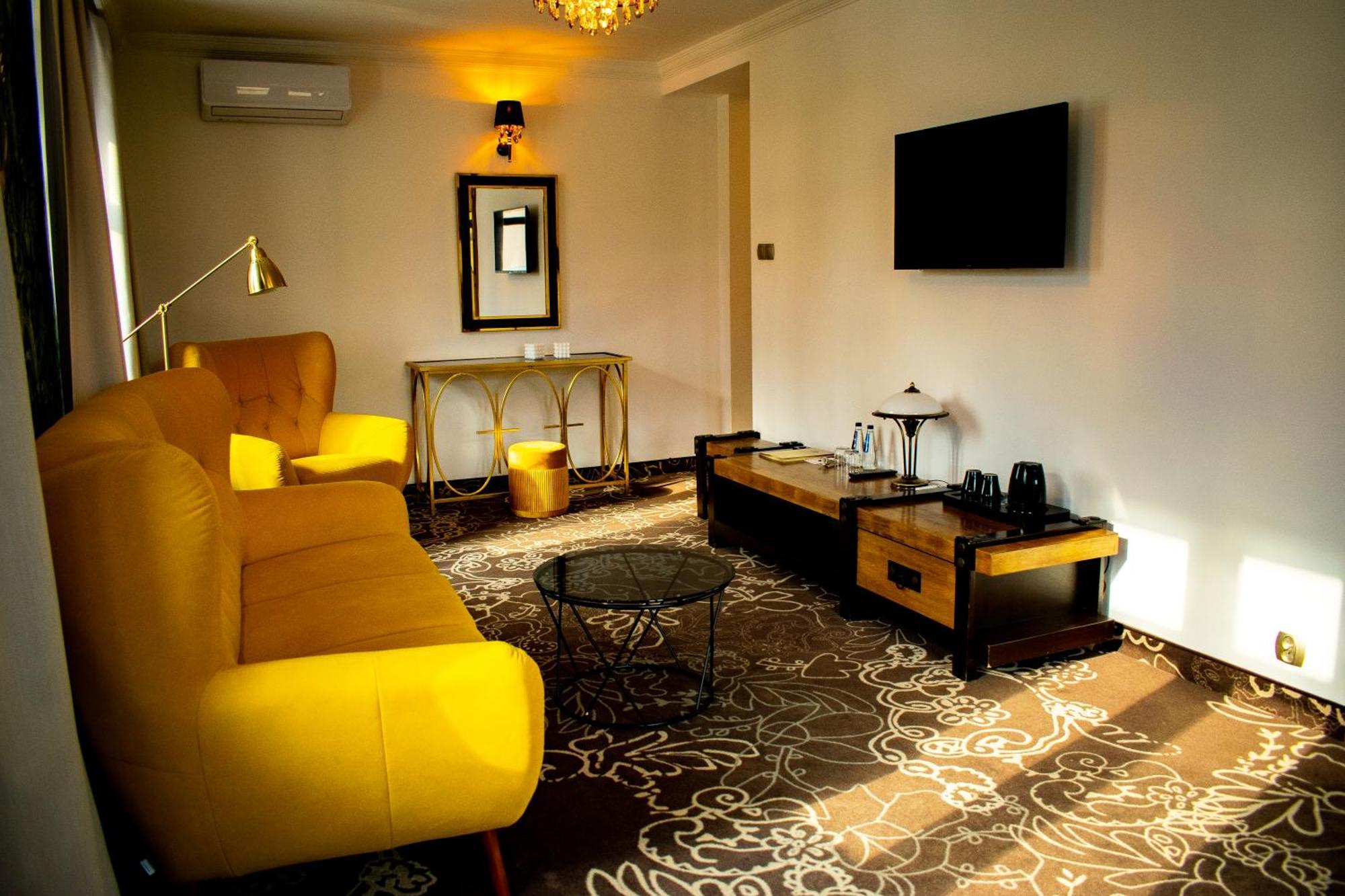 Hotel Pruski Orneta Bagian luar foto