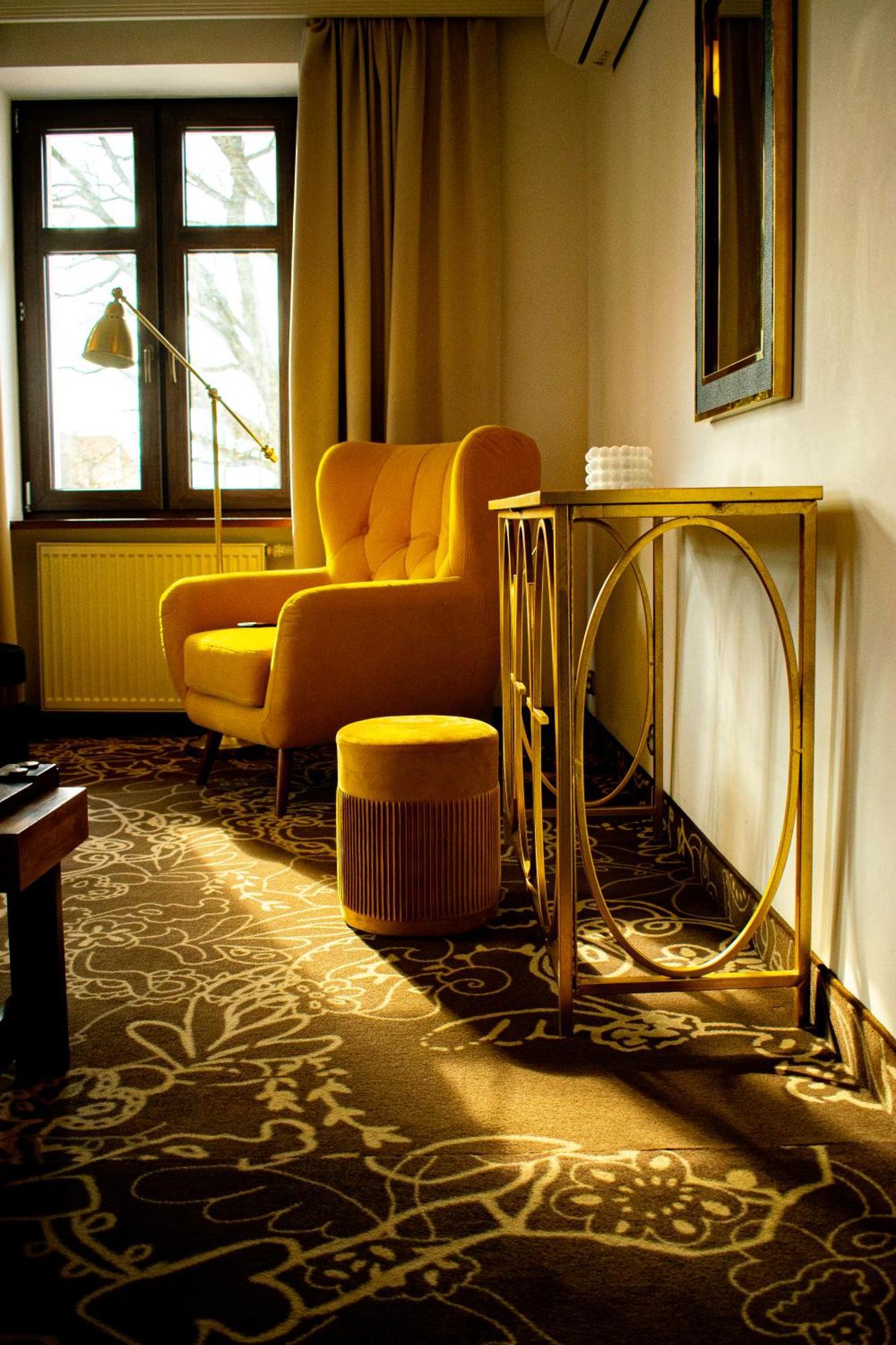 Hotel Pruski Orneta Bagian luar foto